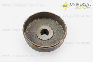 Тормозной барабан диаметром 180,50мм, под вал 40мм. Китай (Мототрактор / UM6081-V24)