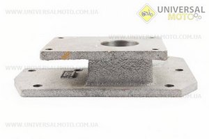 Кришка КПП ліва під гідравлічний насос. Китай (Запчастини на мототрактор / UM6082-V51)