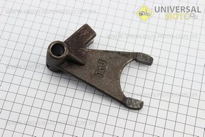 Вилка КПП Тип №2. Китай (Запчастини на мототрактор / UM6082-V80)